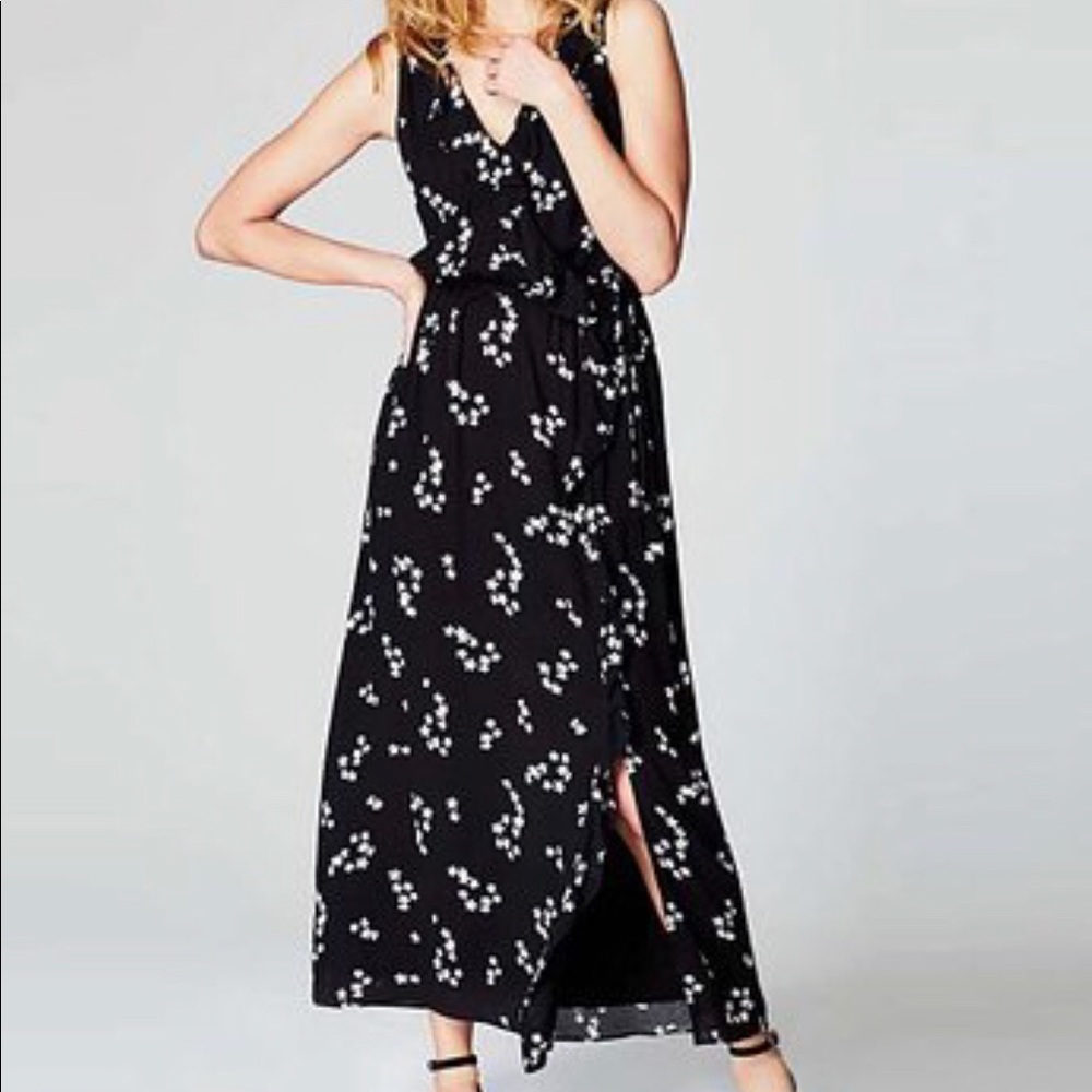 NWOT J.JILL Sleeveless Ruffle-Trimmed Maxi Dress